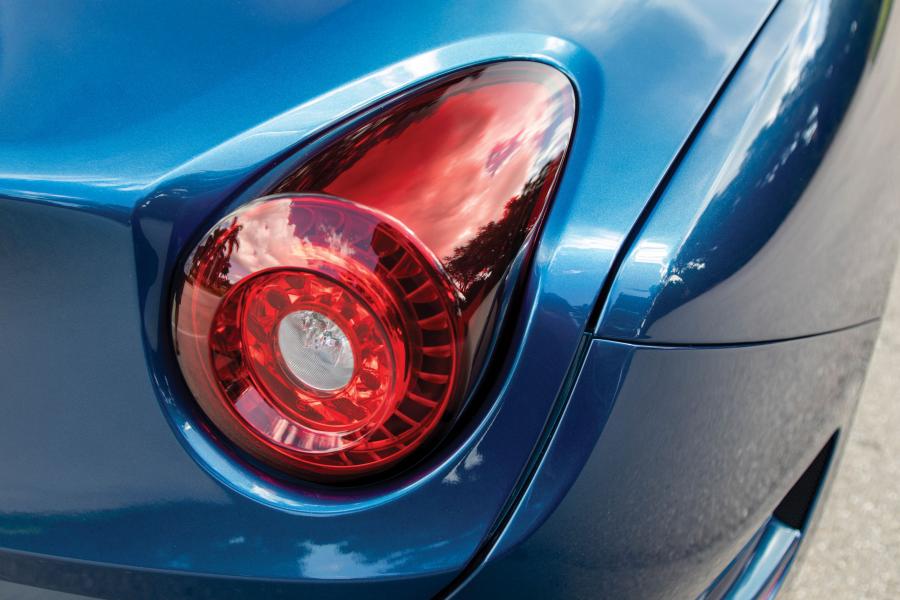 Детали экстерьера Ferrari California T The Daytona (229582) 2017 года  (фото 14 из 23)